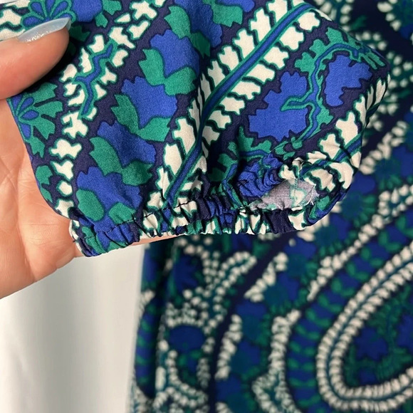 Old Navy Long Sleeved Shift Dress With Keyhole Back in Blue Paisley - size Small - Picture 9 of 9